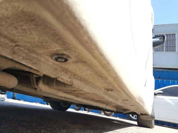 [广州·粤Y] 二手现代朗动2012款 1.6L 手动时尚型