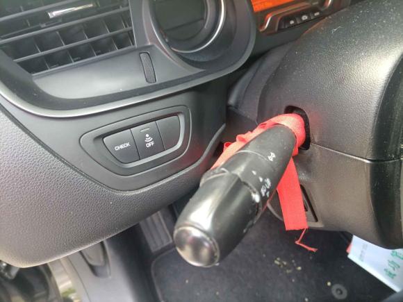 [佛山·粤Y] 二手雪铁龙雪铁龙C52013款 2.3L 自动悦享型