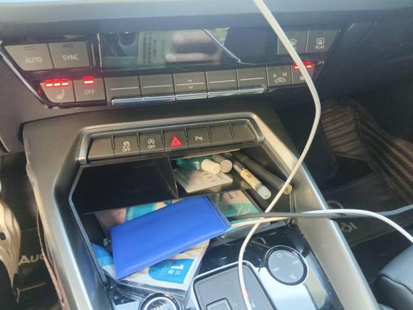 [上海·沪D] 二手奥迪奥迪A32022款 Sportback 35 TFSI 时尚运动型