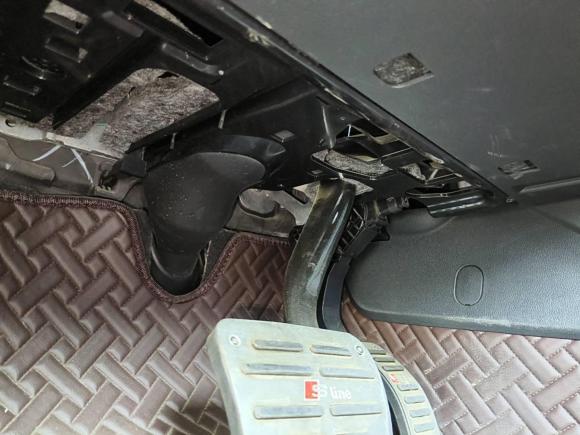 [西安·陕A] 二手奥迪奥迪A4L2018款 30周年年型 40 TFSI 进取型