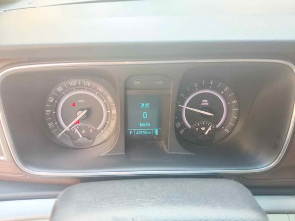 [武汉·鄂A] 二手别克别克GL82017款 25S 豪华型 国V