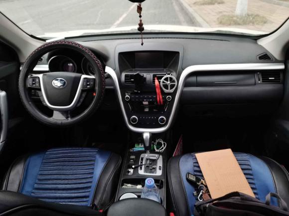 [济南·鲁A] 二手奔腾奔腾X802013款 2.0L 自动舒适型