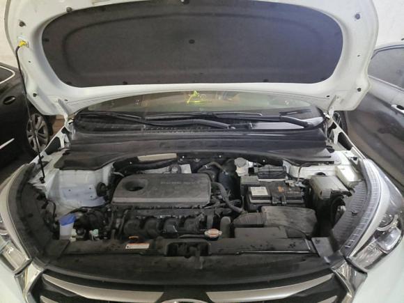 [南昌·赣A] 二手现代北京现代ix252017款 1.6L 自动智能型