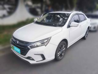 比亚迪秦新能源2018款 1.5T 智联尊贵型