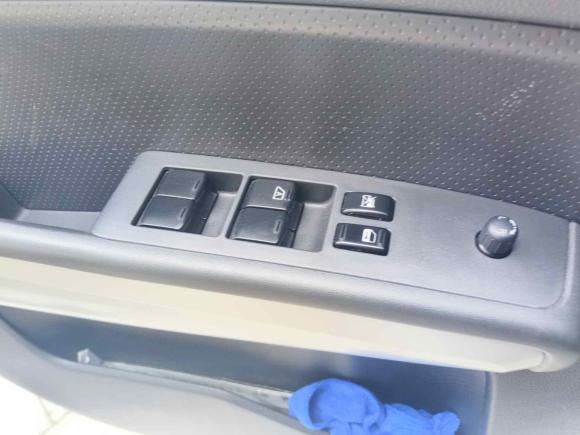 [深圳·粤B] 二手东风风度东风风度MX62015款 2.0L CVT两驱梦想版