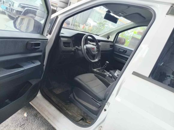 [上海·沪B] 二手五菱汽车五菱宏光PLUS2019款 1.5T 手动标准型 5座