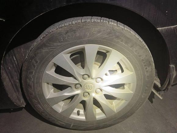 [南昌·赣M] 二手别克君越2013款 2.4L SIDI精英舒适型