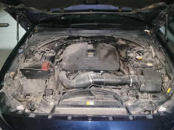 [西安·陕A] 二手捷豹捷豹XE2017款 2.0T 200PS R-Sport