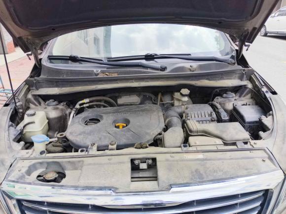 [成都·川A] 二手起亚智跑2015款 2.0L 自动两驱版DLX