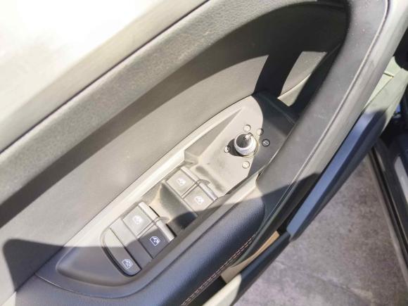 [义乌·浙G] 二手奥迪奥迪Q5L2018款 40 TFSI 荣享时尚型 国VI