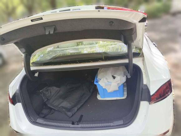 [上海·沪A] 二手荣威荣威D72023款 EV 510km 后驱卓越版