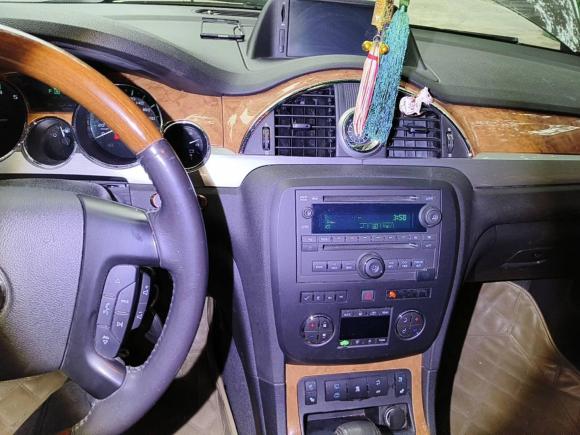 [成都·川A] 二手别克昂科雷2010款 3.6L 旗舰版