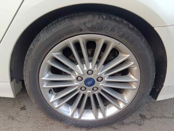 [济南·鲁A] 二手福特蒙迪欧2013款 2.0L GTDi240旗舰型