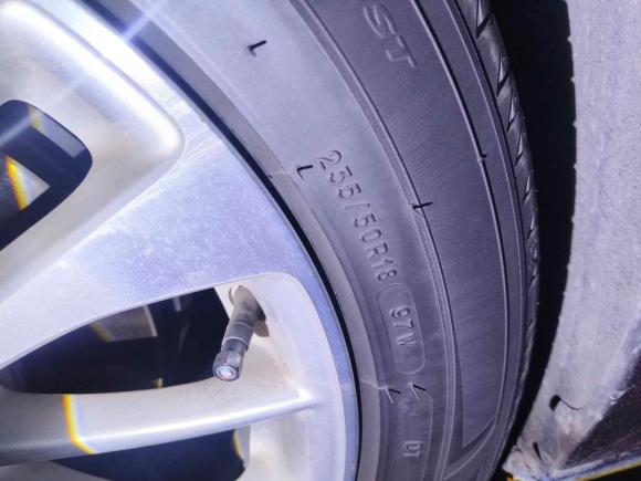 [武汉·鄂A] 二手别克君越2018款 28T 精英型