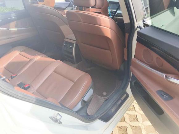 [济南·鲁A] 二手宝马宝马5系GT2011款 535i 典雅型