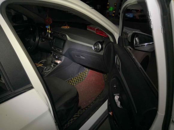 [合肥·皖A] 二手名爵名爵ZS2017款 1.5L 自动豪华版