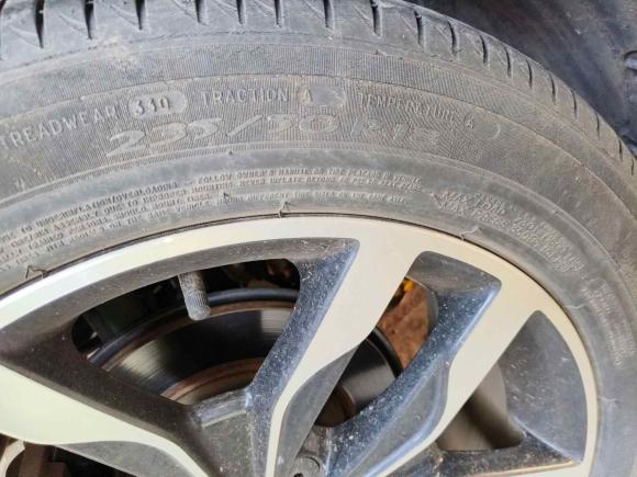 [佛山·粤E] 二手荣威荣威RX52016款 30T 四驱自动互联网智尊版