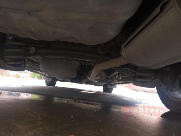 [无锡·苏B] 二手比亚迪比亚迪M62015款 2.4L 自动尊贵版