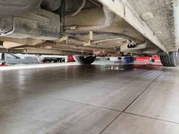 [武汉·鄂A] 二手标致标致3012014款 1.6L 手动舒适版CNG