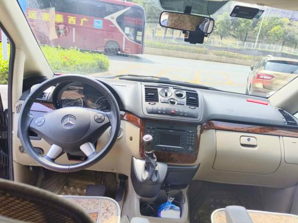 [深圳·粤A] 二手奔驰唯雅诺2010款 2.5L 豪华版