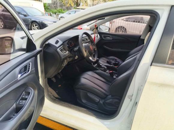 [深圳·桂J] 二手荣威荣威i52020款 1.5L 手动4G互联领豪旗舰版