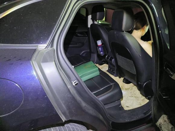 [成都·川A] 二手捷豹捷豹F-PACE2018款 2.0T 四驱都市尊享版