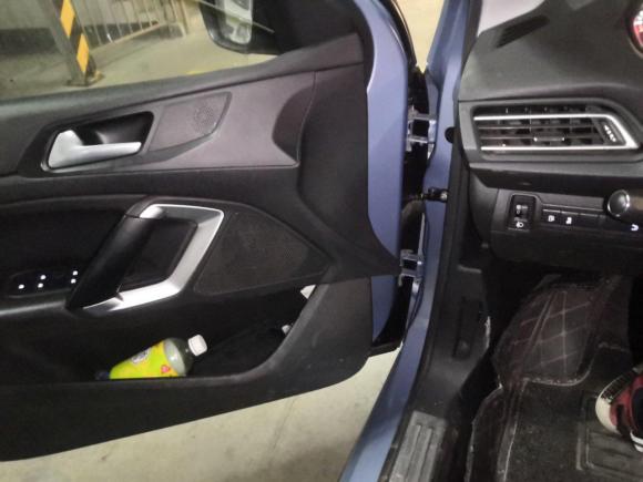 [西安·陕E] 二手标致标致308S2015款 1.2T 自动劲驰版