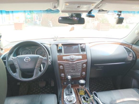 [南京·苏L] 二手日产途乐2017款 5.6L 标准型