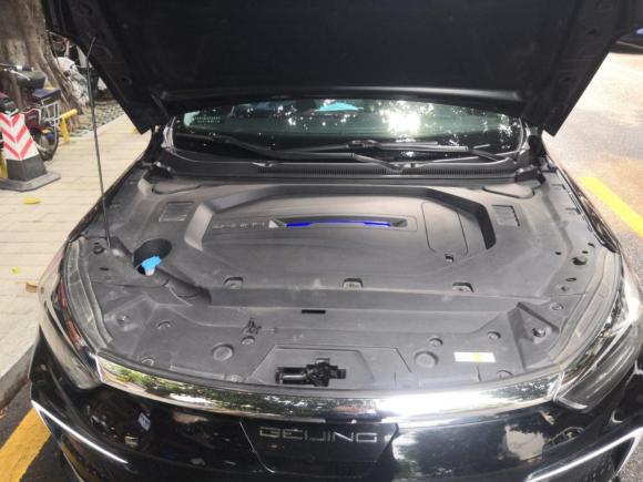 [深圳·粤B] 二手北京汽车北京EU72019款 逸风版