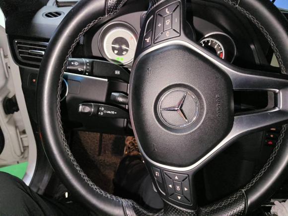 [北京·京Q] 二手奔驰奔驰E级2015款 E 260 L 运动型