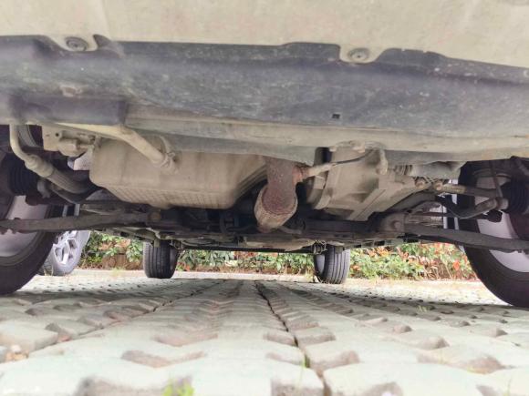 [合肥·陕E] 二手奇瑞瑞虎3x2017款 1.5L 手动时尚版