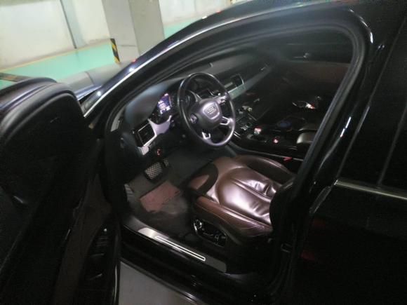 [上海·沪A] 二手奥迪奥迪A82014款 A8L 45 TFSI quattro豪华型