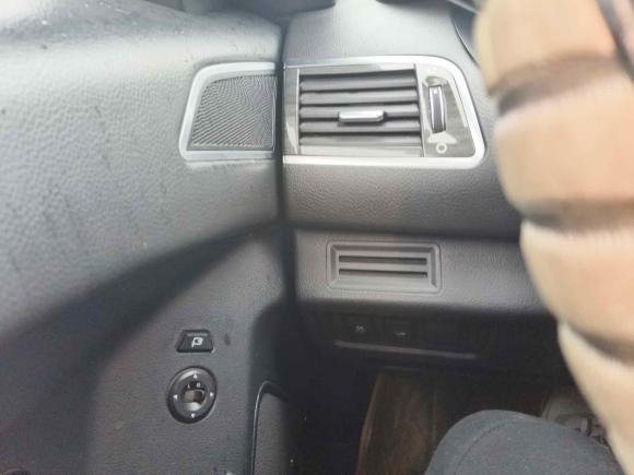 [青岛·鲁U] 二手陆风陆风X72015款 2.0T 全景尊享版