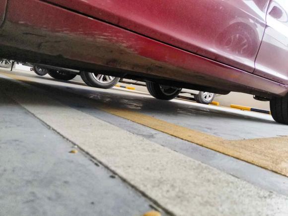 [佛山·鄂R] 二手奇瑞艾瑞泽52016款 1.5L CVT领锐版