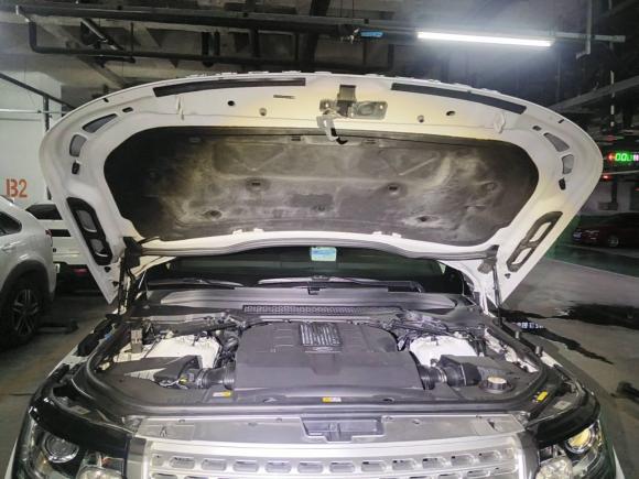 [青岛·鲁B] 二手路虎揽胜2016款 3.0 SC V6 Vogue SE 创世加长版