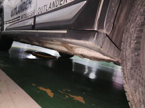 [武汉·鄂A] 二手三菱欧蓝德2016款 2.4L 四驱精英版 5座