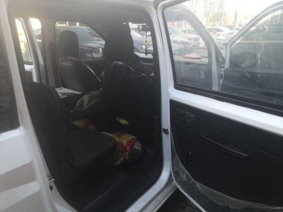 [武汉·鄂A] 二手五菱汽车五菱宏光PLUS2019款 1.5T 手动标准型 5座