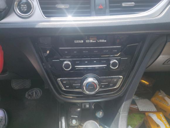 [常州·苏D] 二手长安悦翔V72015款 1.6L 自动乐享型 国IV