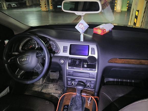 [武汉·鄂A] 二手奥迪奥迪Q72014款 35 TFSI 运动型