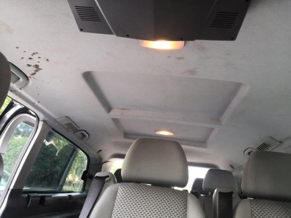 [义乌·浙G] 二手奔驰威霆2011款 2.5L 精英版