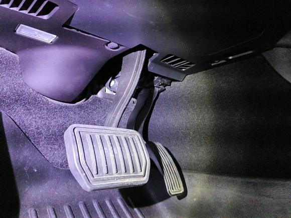 [深圳·沪A] 二手特斯拉Model 32019款 标准续航后驱升级版