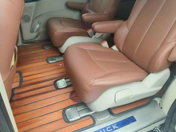 [济南·鲁A] 二手别克别克GL82014款 2.4L CT豪华商务舒适版