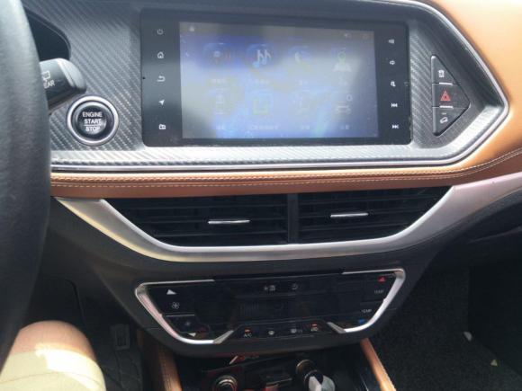 [常州·苏E] 二手众泰众泰T3002017款 1.5L 手动尊享型