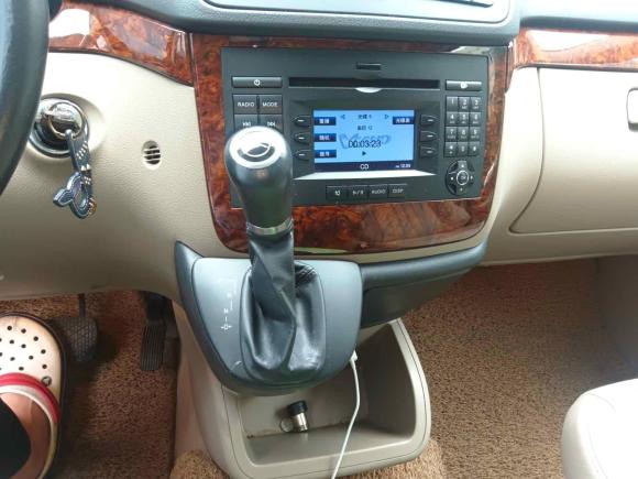 [深圳·粤B] 二手奔驰唯雅诺2013款 3.0L 礼遇版