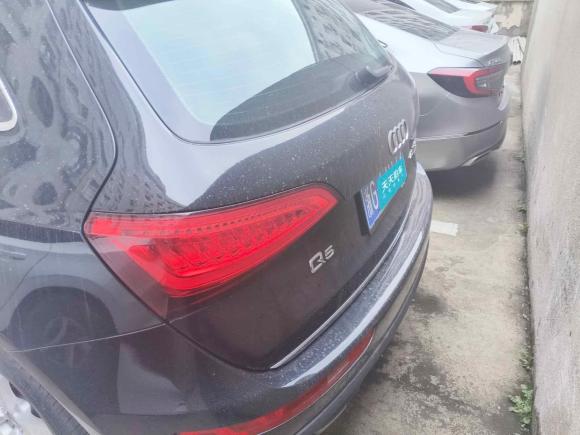 [义乌·浙G] 二手奥迪奥迪Q52016款 40 TFSI 技术型