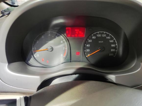 [上海·苏H] 二手现代瑞纳2010款 三厢 1.4L 手动舒适型GS