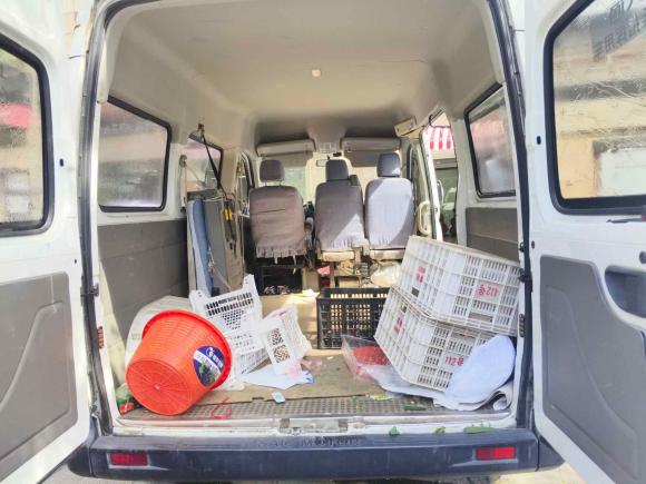 [常州·苏D] 二手上汽大通MAXUS新途V802015款 2.5T 手动傲运通版短轴中顶