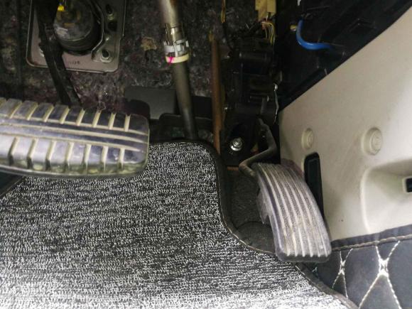 [广州·粤A] 二手三菱格蓝迪2007款 2.4 七座豪华版