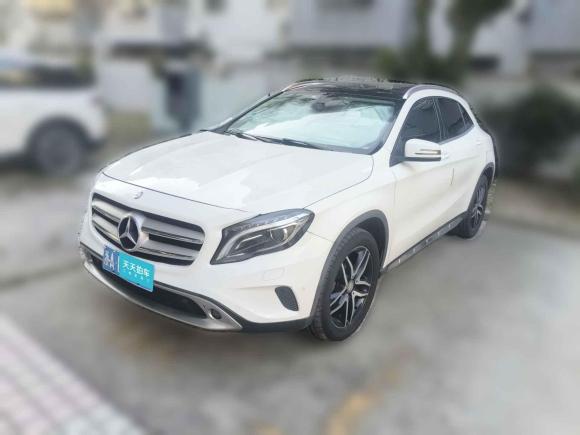 奔驰奔驰GLA2015款 GLA 200 时尚型「上海二手车」「天天拍车」