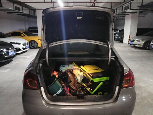 [上海·沪B] 二手荣威荣威9502012款 2.4L 豪华行政版